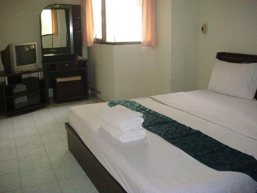 King Royal Garden Inn Bangkok Exterior photo